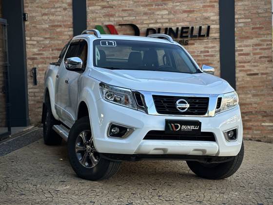 NISSAN FRONTIER 2.3 16V TURBO DIESEL LE CD 4X4 AUTOMÁTICO NISSAN FRONTIER 2.3 16V TURBO DIESEL LE CD 4X4 AUTOMÁTICO